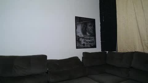 bestmuscle online show from November 11, 2025, 6:02 am