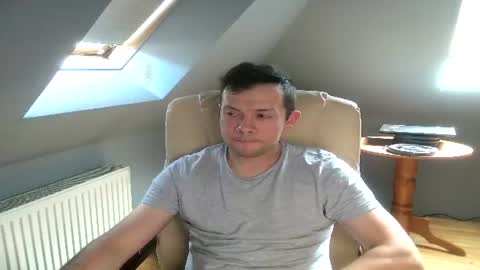 bestworld_ online show from June 20, 2026, 8:06 am