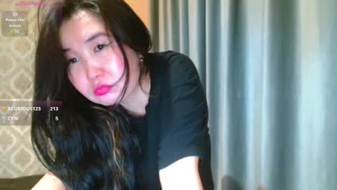 Snapshot of bet_lu chatting on December 4, 2024, 2:53 am Bet Lu online show from December 4, 2024, 2:53 am