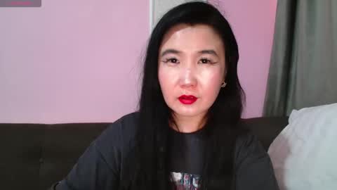 Snapshot of bet_lu chatting on October 18, 2025, 7:53 am Bet Lu online show from October 18, 2025, 7:53 am