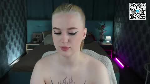 Snapshot of betany_foks chatting on June 1, 2026, 12:56 am Betany online show from June 1, 2026, 12:56 am