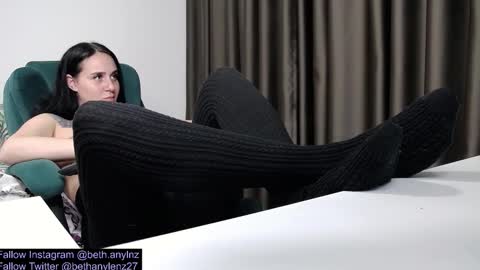 bethanylenz online show from March 7, 2026, 12:07 am