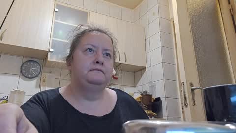 Snapshot of bethnorth chatting on May 24, 2026, 11:21 pm bethnorth online show from May 24, 2026, 11:21 pm