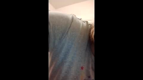 Snapshot of betsygore78 chatting on February 19, 2026, 3:35 am betsygore78 online show from February 19, 2026, 3:35 am