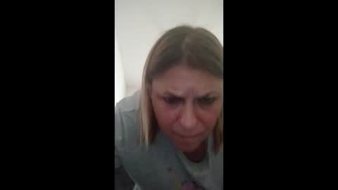 Snapshot of betsygore78 chatting on February 19, 2026, 8:49 pm betsygore78 online show from February 19, 2026, 8:49 pm