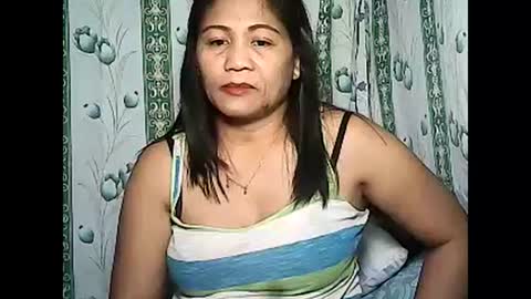 betty_83 online show from January 2, 2025, 12:24 pm