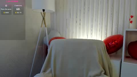 Snapshot of betty_watts chatting on July 8, 2026, 1:54 am Kelly online show from July 8, 2026, 1:54 am