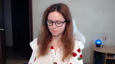 Snapshot of bettystar_ chatting on January 29, 2025, 8:14 pm Betty online show from January 29, 2025, 8:14 pm