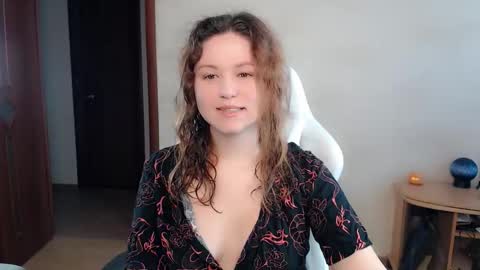 Snapshot of bettystar_ chatting on September 10, 2025, 11:10 am Betty online show from September 10, 2025, 11:10 am