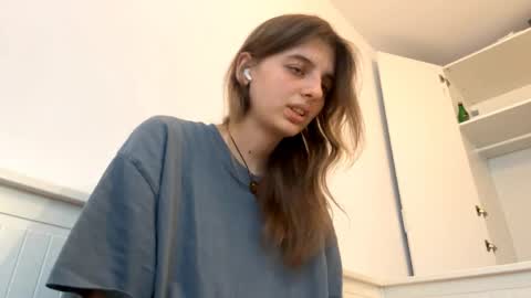 Lina online show from June 7, 2026, 5:27 pm