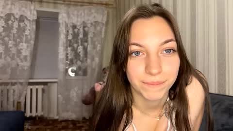 Bella online show from March 2, 2026, 7:43 pm