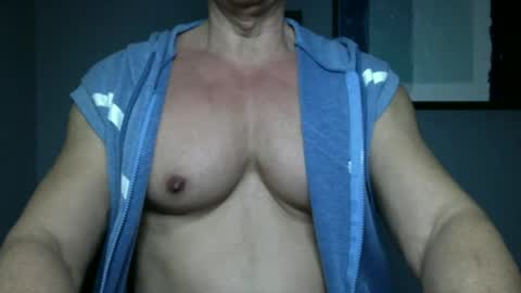 Snapshot of bgdkmuscleguy chatting on December 28, 2024, 2:22 am BGDKMUSCLEGUY - SELECTED BY CHATURBATE AS A TOP BROADCASTER FOR 2023 online show from December 28, 2024, 2:22 am