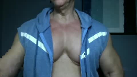 Snapshot of bgdkmuscleguy chatting on January 21, 2025, 1:29 am BGDKMUSCLEGUY - SELECTED BY CHATURBATE AS A TOP BROADCASTER FOR 2023 online show from January 21, 2025, 1:29 am