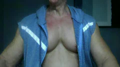 Snapshot of bgdkmuscleguy chatting on January 22, 2025, 2:04 am BGDKMUSCLEGUY - SELECTED BY CHATURBATE AS A TOP BROADCASTER FOR 2023 online show from January 22, 2025, 2:04 am