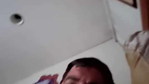 bgiamba21 online show from November 15, 2025, 11:40 am