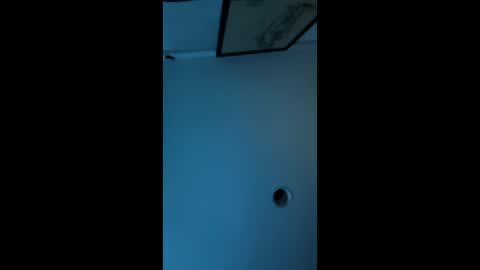 bgiamba21 online show from December 18, 2025, 7:47 am