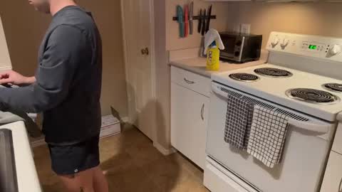 bgqhr online show from February 24, 2025, 2:19 am