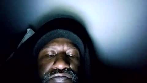 Snapshot of bi582945 chatting on November 28, 2025, 12:24 am bi582945 online show from November 28, 2025, 12:24 am