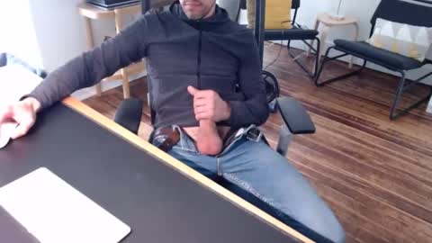 bi_sexy_man online show from May 21, 2026, 2:24 pm