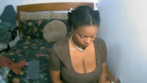 bianca ebony online show from March 31, 2026, 5:30 am