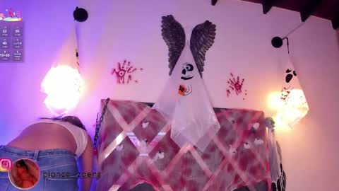 Snapshot of bianca_zaens1 chatting on October 29, 2025, 12:07 pm B I A N C A online show from October 29, 2025, 12:07 pm