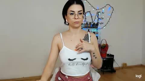 innasugarwild online show from March 22, 2026, 7:34 am