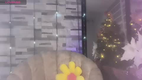 Snapshot of big_clit71 chatting on December 18, 2024, 11:08 pm angela online show from December 18, 2024, 11:08 pm