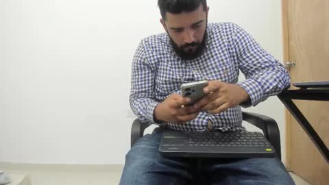 Tommy online show from November 20, 2025, 8:41 pm