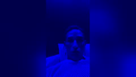 Stiven Leon online show from May 2, 2026, 1:32 am