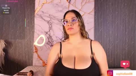 Tell me Sophia  online show from February 4, 2026, 8:25 pm