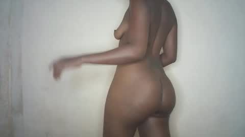 bigasssdee online show from February 12, 2026, 8:37 pm