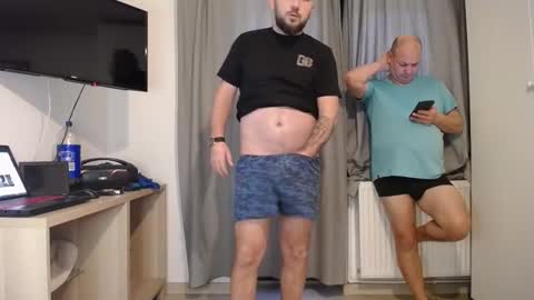 bigballs2403 online show from December 9, 2024, 2:49 pm