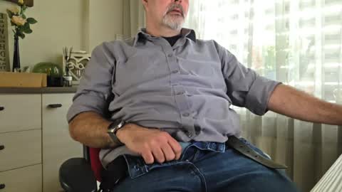 bigbibear88 online show from April 9, 2026, 8:20 am