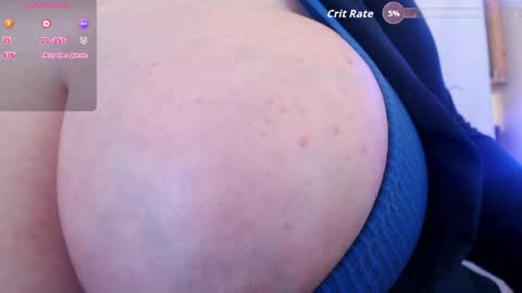 bigbittiesandfun online show from May 23, 2026, 11:42 pm