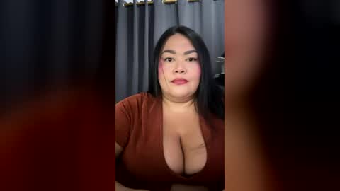 Snapshot of bigboobbws chatting on July 18, 2026, 6:50 am angelica online show from July 18, 2026, 6:50 am