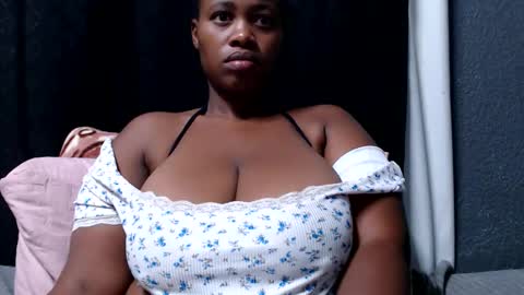 bigboobsbitchx online show from May 31, 2026, 6:42 pm