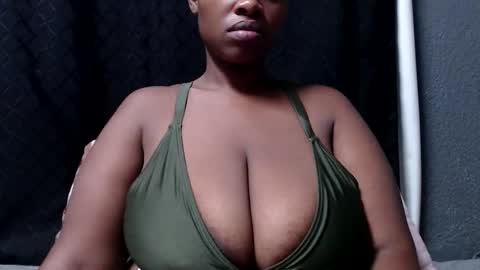 bigboobsbitchx online show from June 1, 2026, 4:52 pm