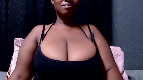 bigboobsbitchx online show from June 2, 2026, 5:37 pm