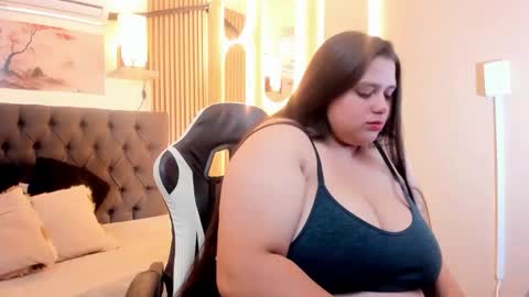 bigcandyy_q online show from April 1, 2026, 1:41 pm