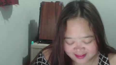 bigchubbybelly19 online show from November 5, 2025, 5:57 pm