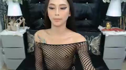 Snapshot of bigcockmarina chatting on February 26, 2026, 10:09 pm HOLLY online show from February 26, 2026, 10:09 pm