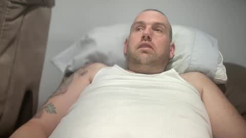 Snapshot of bigcocksuckingslut chatting on December 9, 2024, 1:29 am bigcocksuckingslut online show from December 9, 2024, 1:29 am