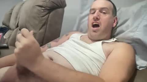 Snapshot of bigcocksuckingslut chatting on December 23, 2024, 4:17 pm bigcocksuckingslut online show from December 23, 2024, 4:17 pm