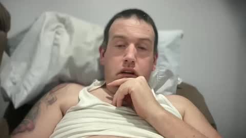 Snapshot of bigcocksuckingslut chatting on January 25, 2025, 1:43 am bigcocksuckingslut online show from January 25, 2025, 1:43 am
