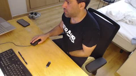 bigcok35spain online show from April 26, 2026, 9:29 am