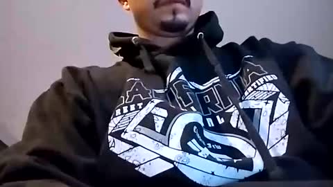 Snapshot of bigdaddie2muchh909 chatting on February 24, 2025, 12:20 am Cloudy909 online show from February 24, 2025, 12:20 am