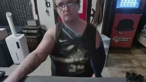 Snapshot of bigdbrillion chatting on January 9, 2026, 1:52 am Darryl online show from January 9, 2026, 1:52 am