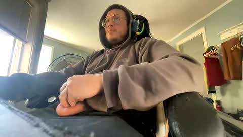 Snapshot of bigdom2k7 chatting on April 8, 2026, 3:12 pm Bigdom1337 online show from April 8, 2026, 3:12 pm