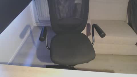 BigDutchEnergy online show from November 22, 2025, 1:43 pm