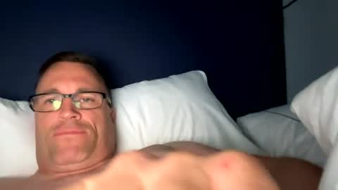 bigger22332233 online show from July 24, 2026, 11:14 pm